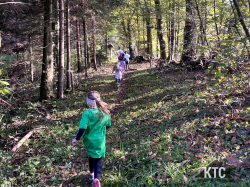 Slide_Kinder_-_4032-3024-max_18 Slide_Kinder_-_4032-3024-max_18
